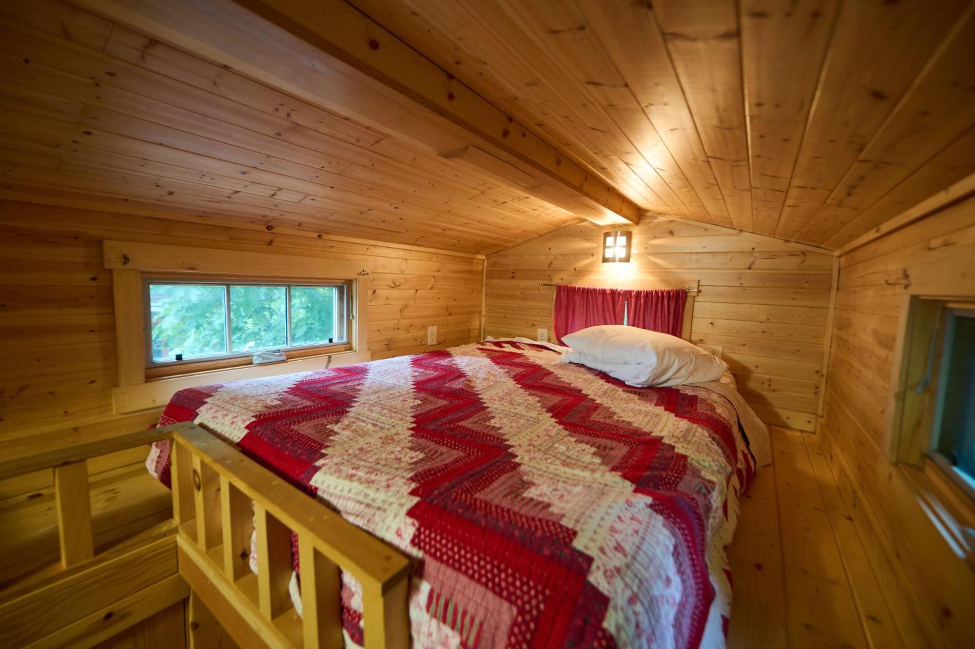 Mt Hood Tiny House Village Welches Exterior photo