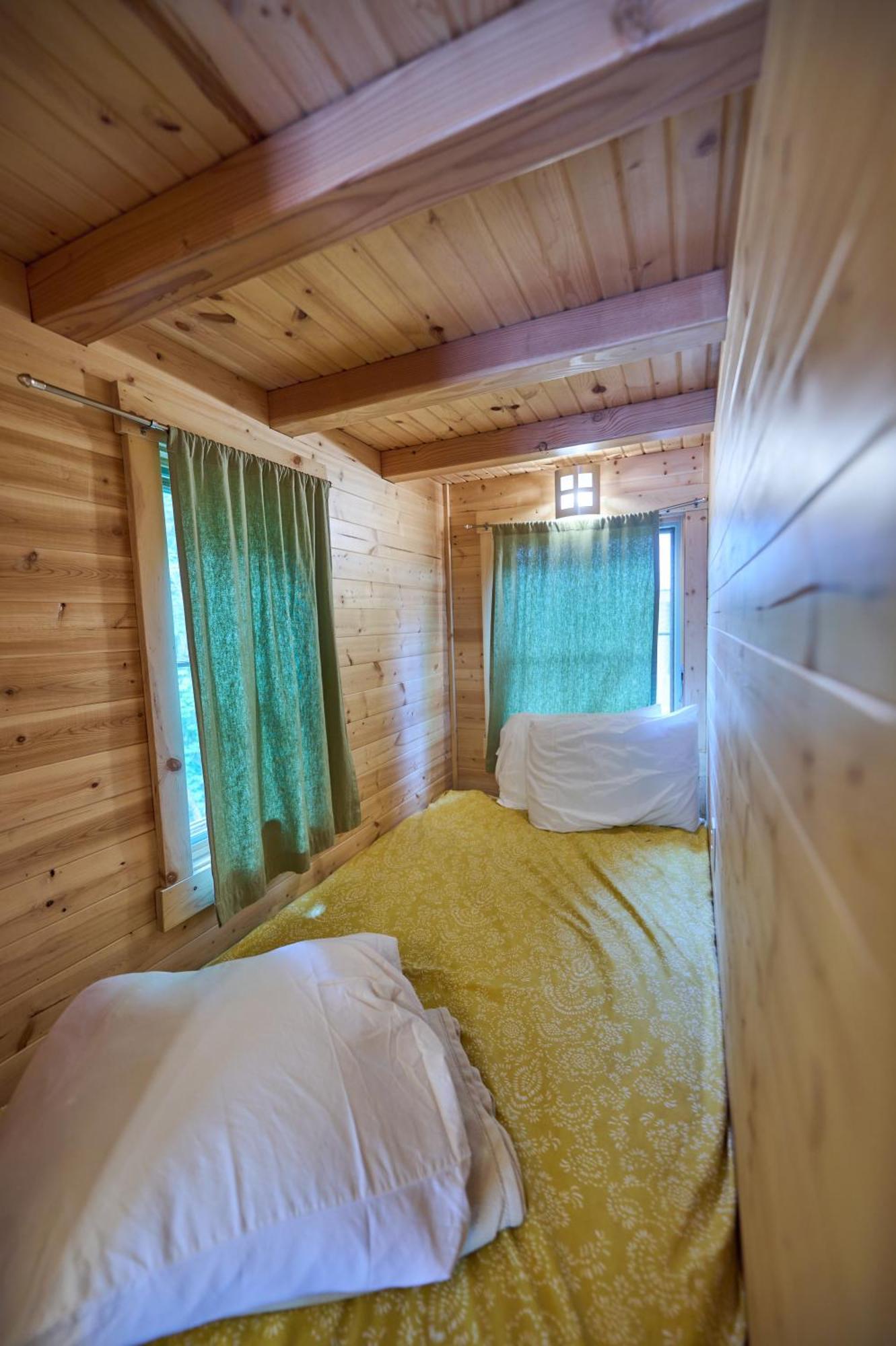 Mt Hood Tiny House Village Welches Exterior photo
